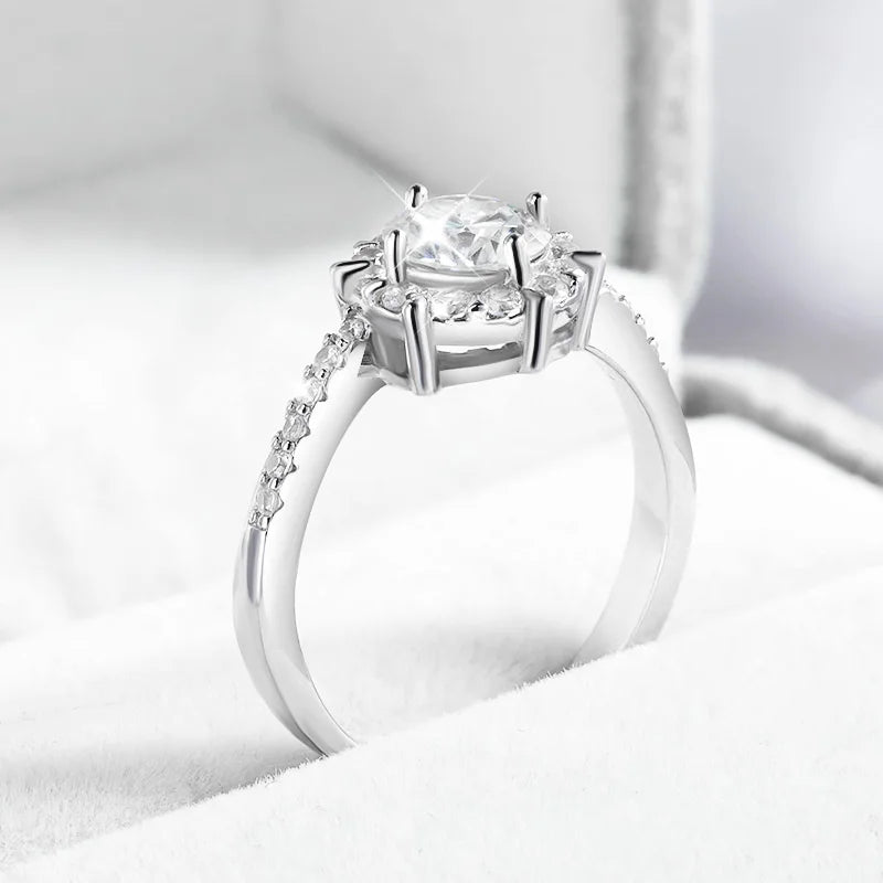 1 CT Moissanite Engagement Ring