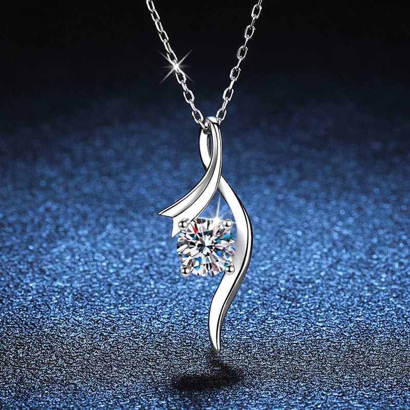 NeeTim 1ct Moissanite Pendant Necklace S925 Sterling Silver Sparkling Lab Diamond Fine Jewelry Wedding Party Necklaces for Women