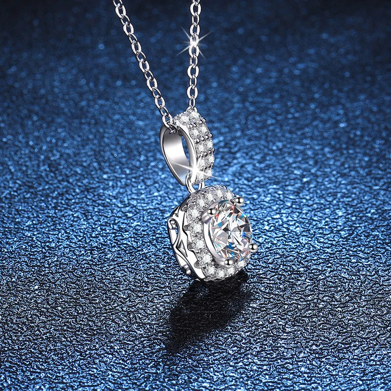 D VVS1 Moissanite Pendant Necklace 925 Sterling Silver Sparkling Lab Diamond Chain