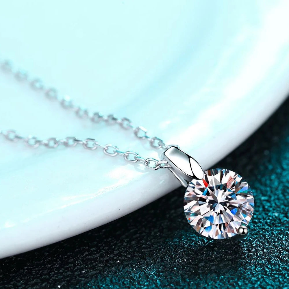 D VVS1 Moissanite Diamond Pendant 45cm Necklace