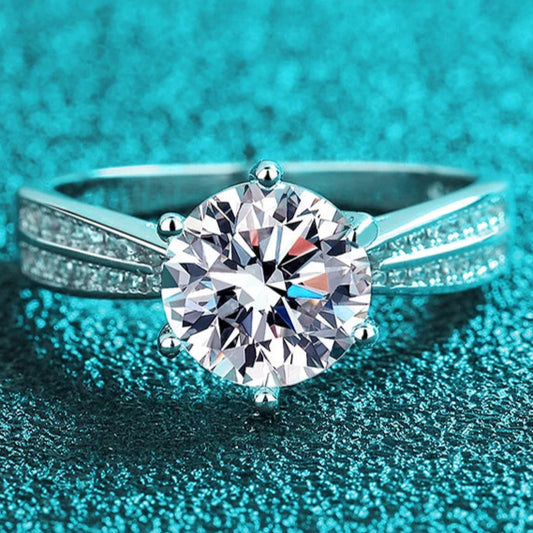 0.5 CT Moissanite Ring – White Gold Plated