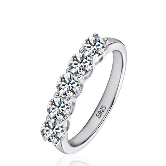 0,3 CT 4mm Moissanite Ring – 5-Stone Wedding Band, S925 Sterling Silver White Gold Plated