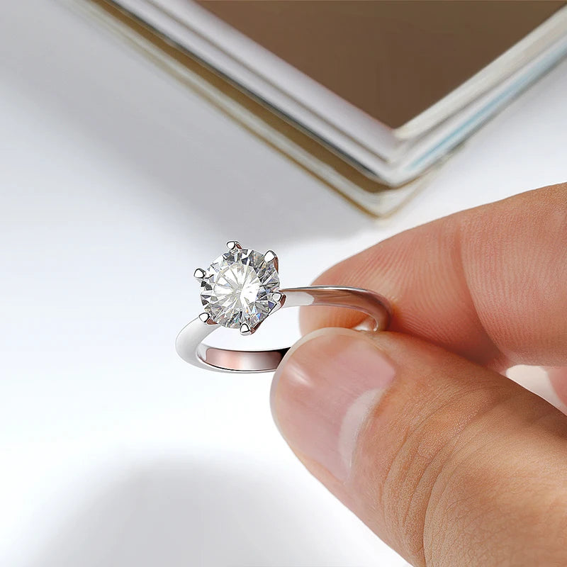 1CT GRA Certified Moissanite Ring – VVS1 Lab Diamond Solitaire