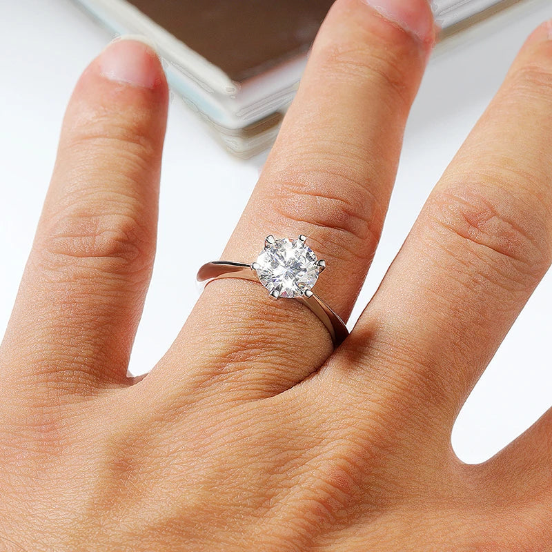 1CT GRA Certified Moissanite Ring – VVS1 Lab Diamond Solitaire