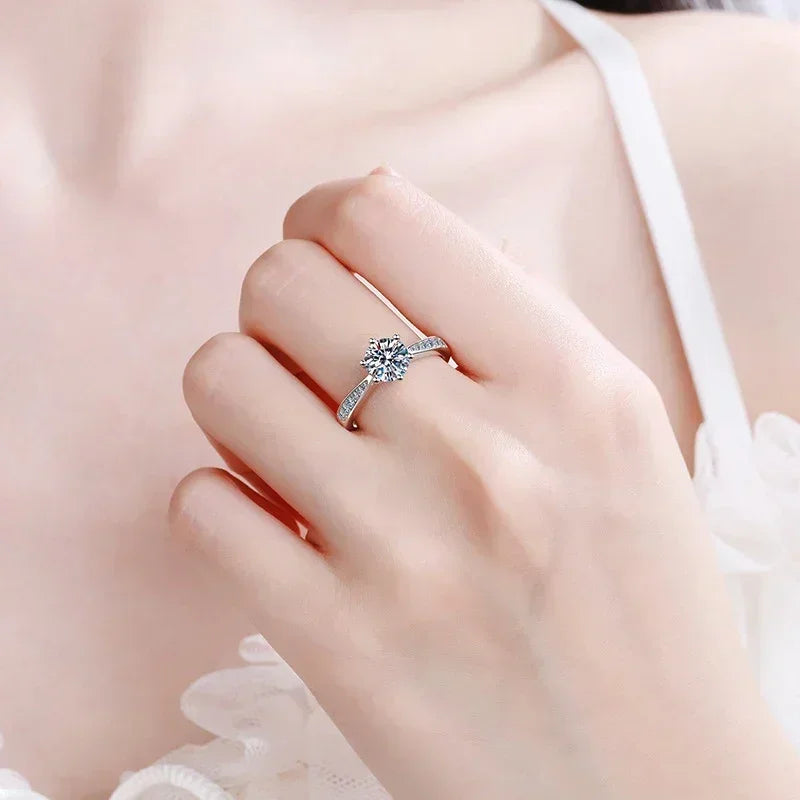 1 CT Moissanite Wedding Ring – Sterling Silver Round Brilliant Solitaire Engagement Ring,